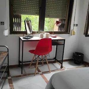 Convenient - Ferry, Train & Bus Station - Guest house Algeciras